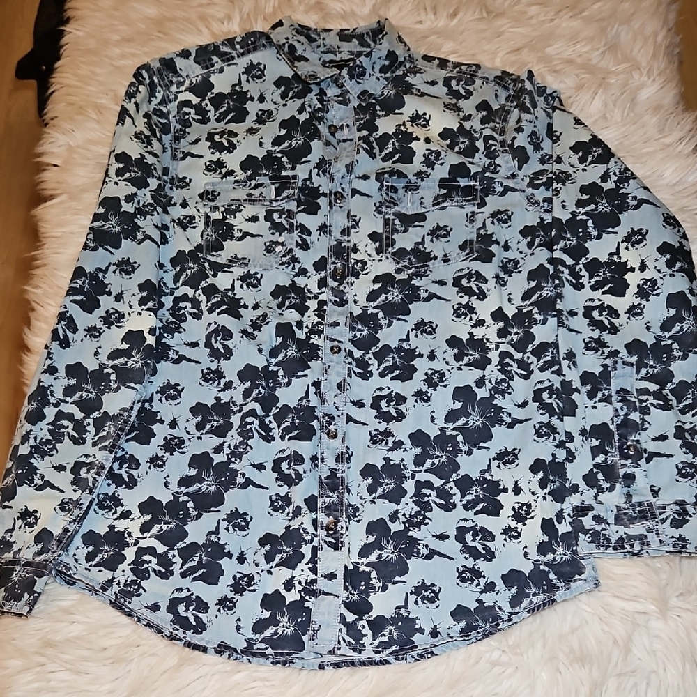 INC International Concepts Coastal Wash Floral Button Down Shirt – Size Small - Picture 2 of 7